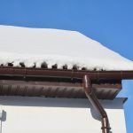 Cleaning Your Gutter During Winter