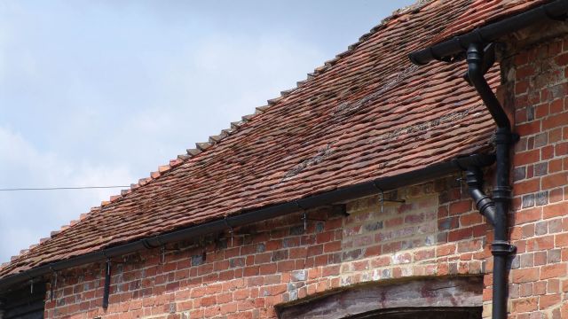 domestic guttering maintenance